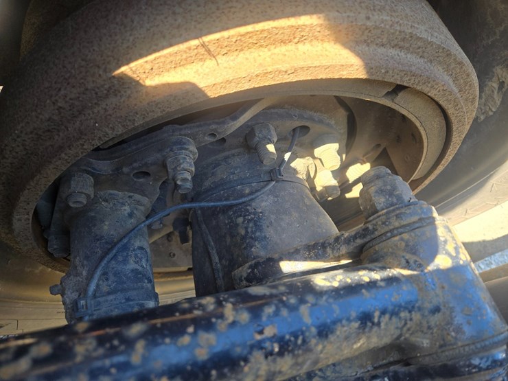 2005-peterbilt-379-image-94