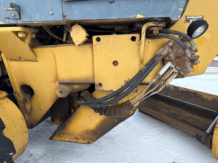 2019-champion-780a-image-21