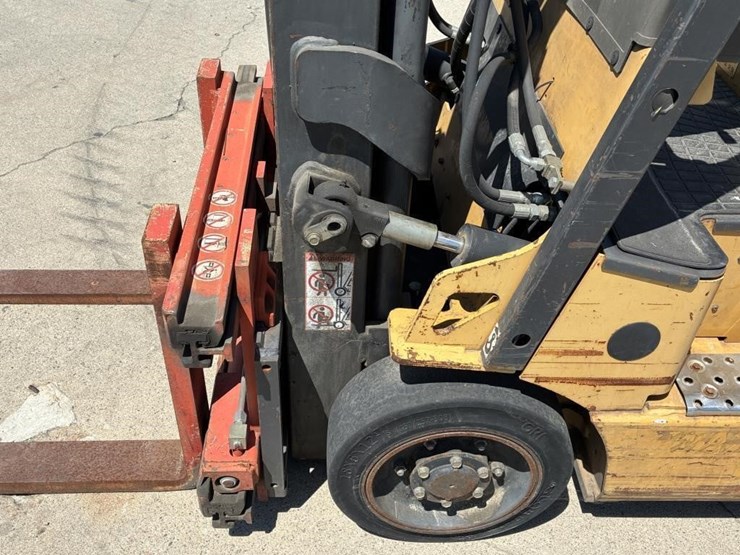 caterpillar-ec18k-image-8