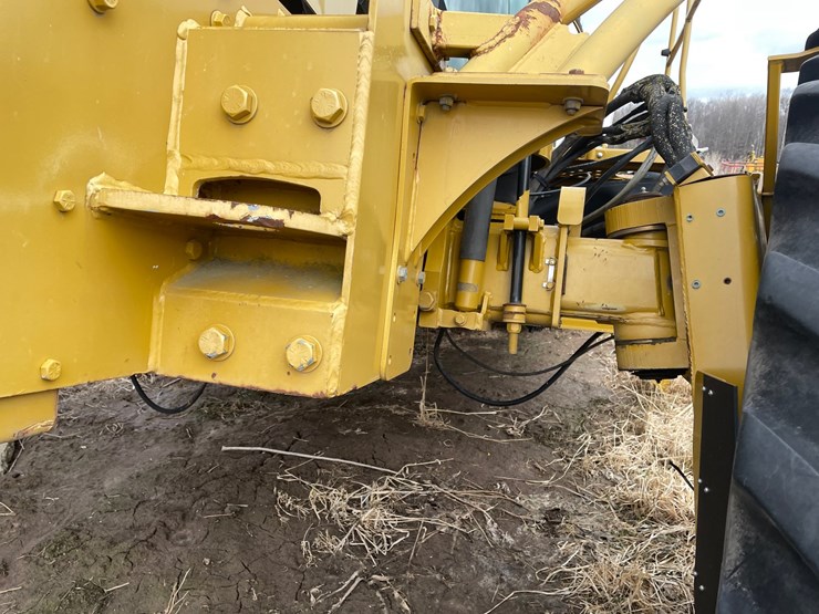 #5515-•-agco-rogator-u1264c-ag-chem-sprayer-image-15