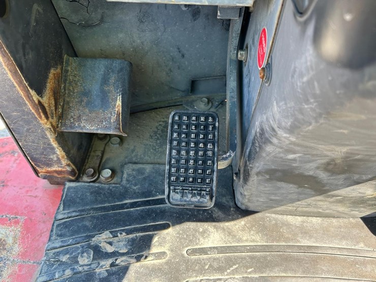 kubota-r420-image-19