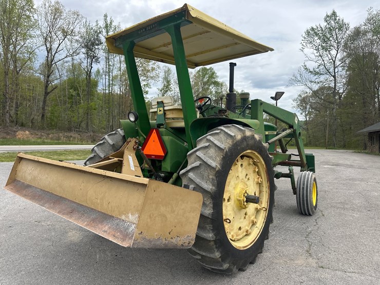 john-deere-3020-image-5