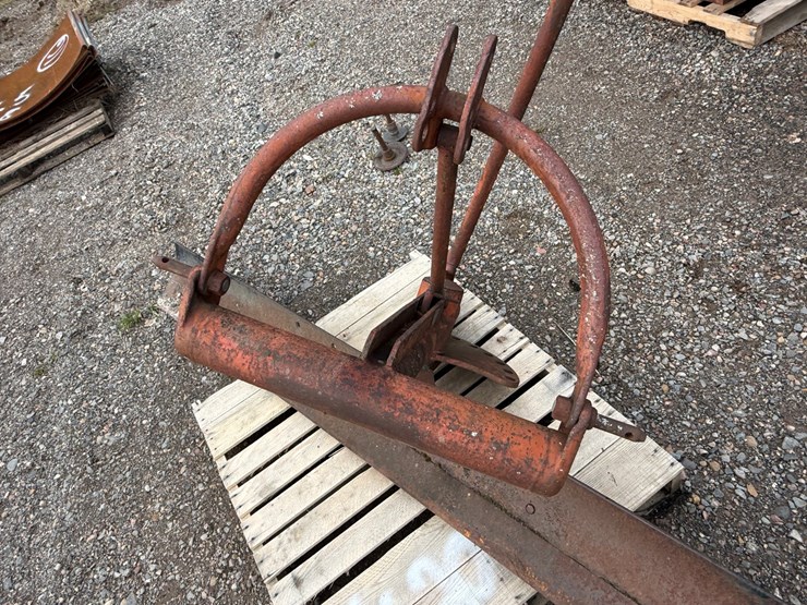 john-deere-4120-image-81