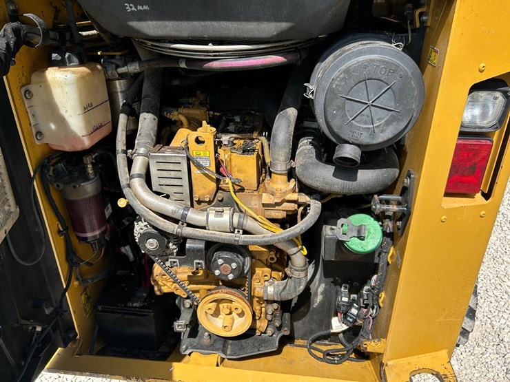 caterpillar-259d-image-17