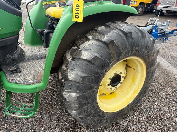 john-deere-4120-image-14
