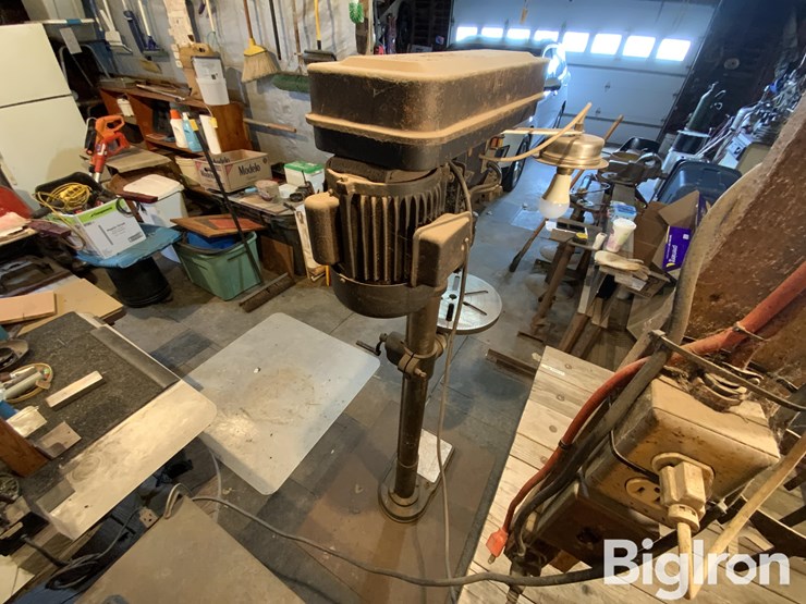 16-speed-drill-press-image-5