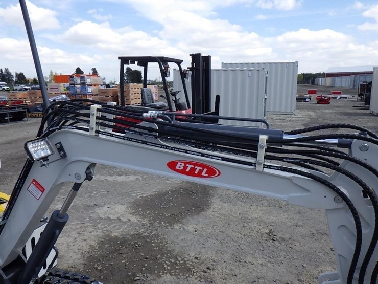 2026-bttl-et15h-6-hydraulic-excavator-image-12