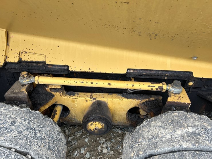 caterpillar-ap-1000e-image-18