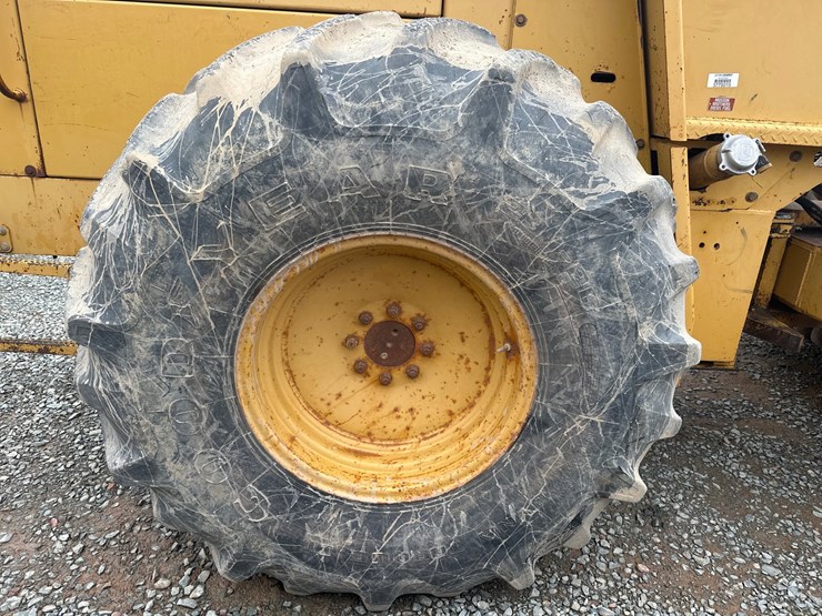 caterpillar-cp-563c-image-56