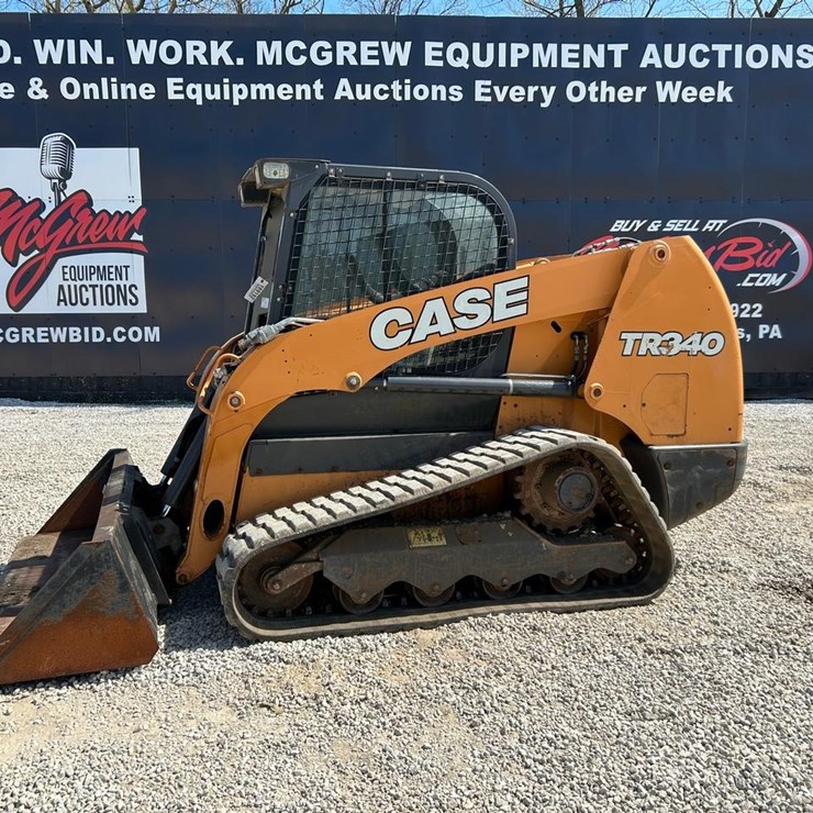 2017 CASE TR340