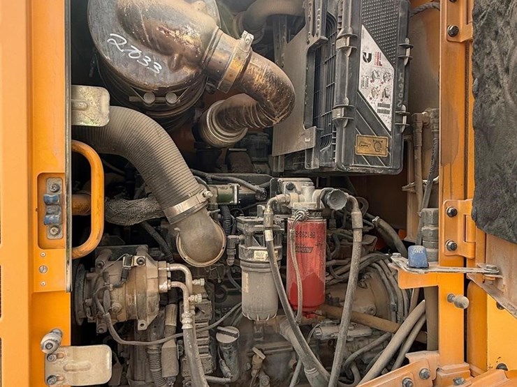 2014-hyundai-hl757tm-9a-image-25