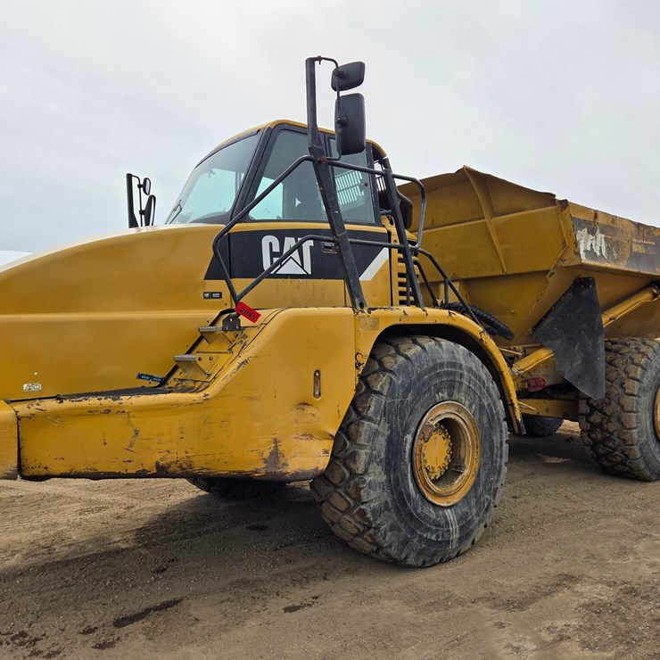 CATERPILLAR 740