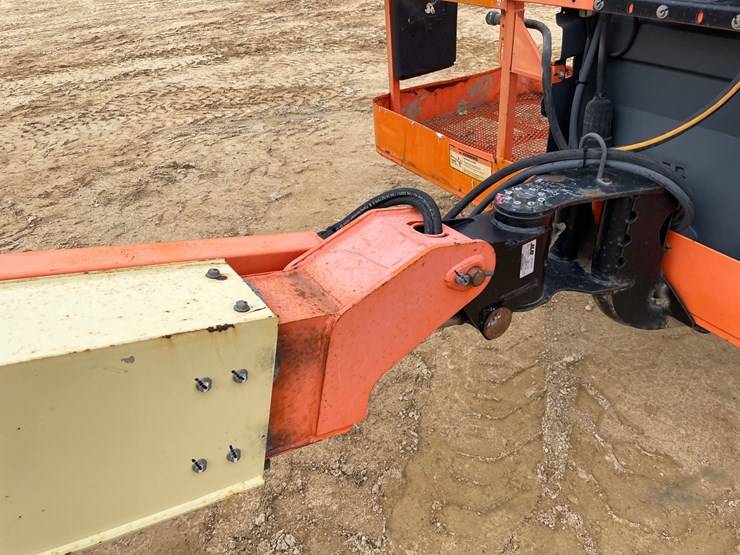 jlg-400s-image-21