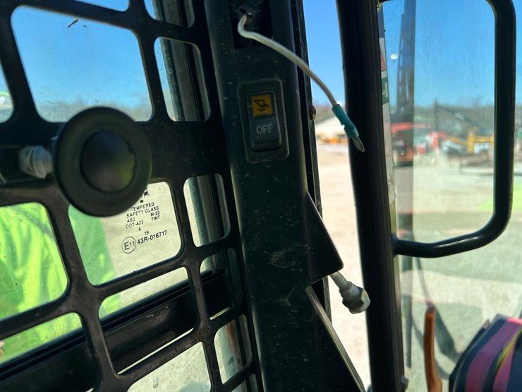 bobcat-t770-image-24