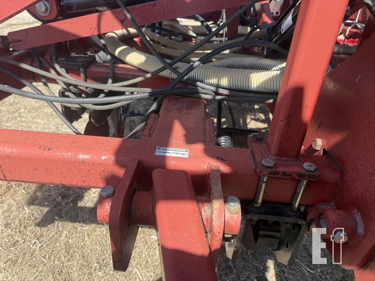 2011-case-ih-3430-image-66