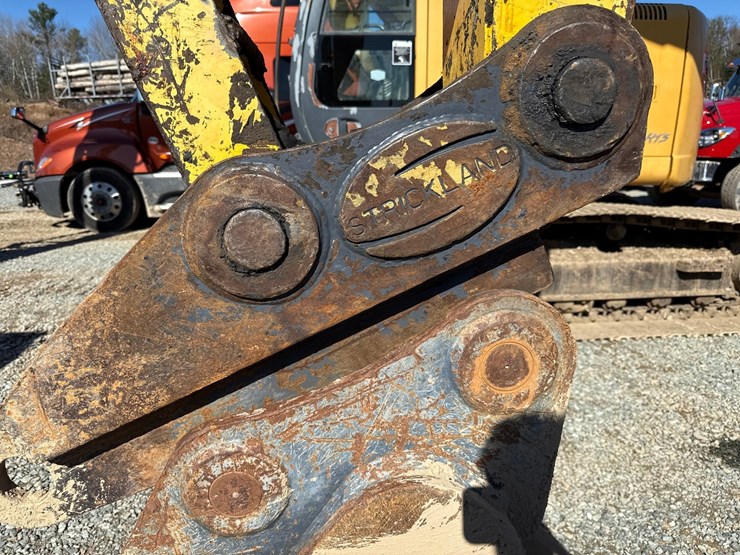 new-holland-eh160-image-15