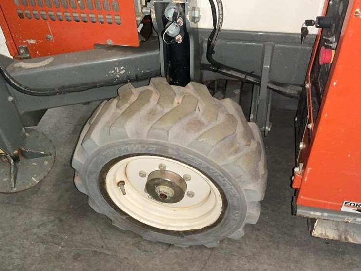 #401-•-snorkel-4wd-rough-terrain-27'-scissor-lift-image-23