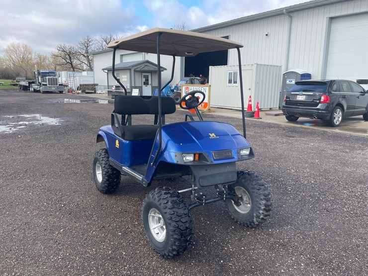 #1454-•-ez-go-golf-cart-image-3