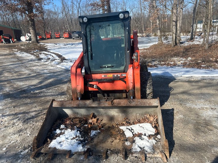 2018-kubota-ssv75-image-23