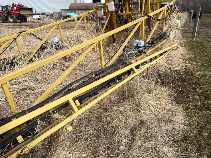 #5515-•-agco-rogator-u1264c-ag-chem-sprayer-image-64