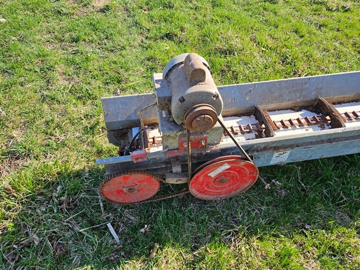 #559-•-loyal-20'-elevator-image-9