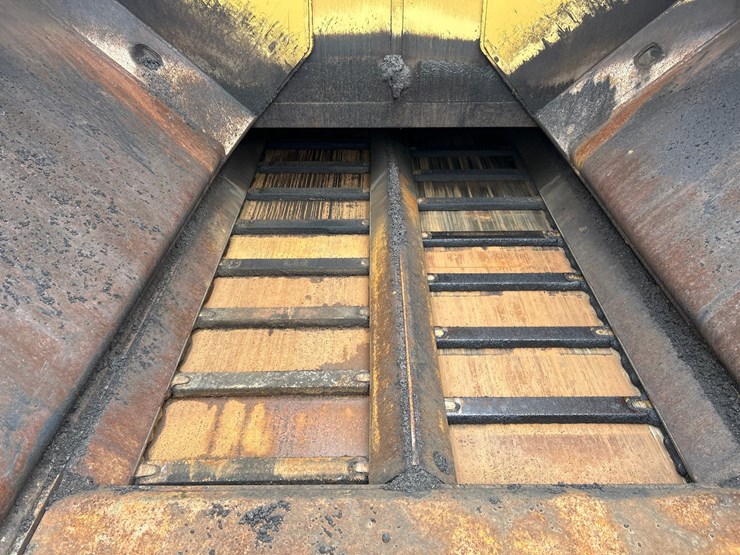 caterpillar-ap-1000e-image-12