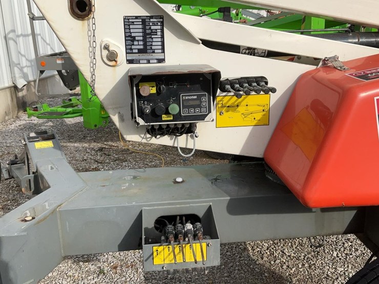 #312-•-2017-snorkel-49'-towable-boom-lift-image-12