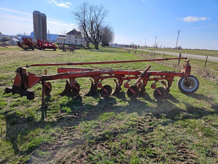 #537-•-5-bottom-plow-image-2