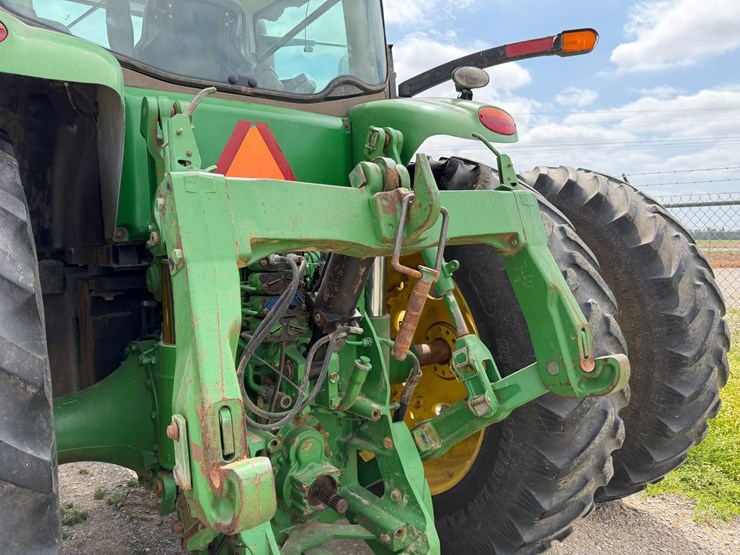 2010-john-deere-8270r-image-24