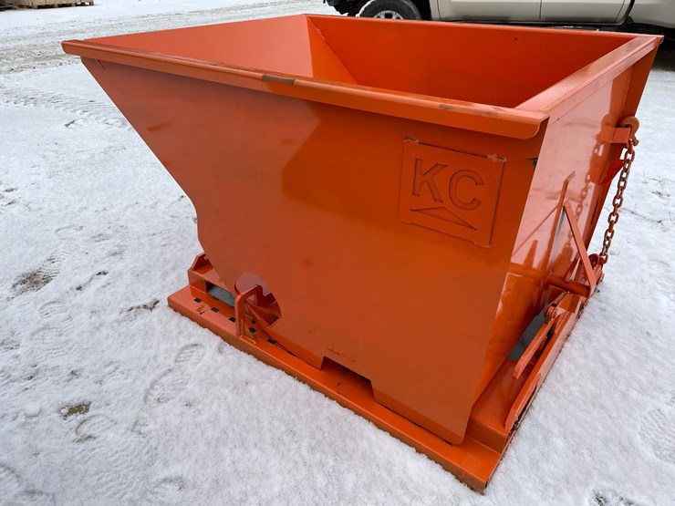 #2005-•-1.5-yard-self-dumping-hopper-image-6