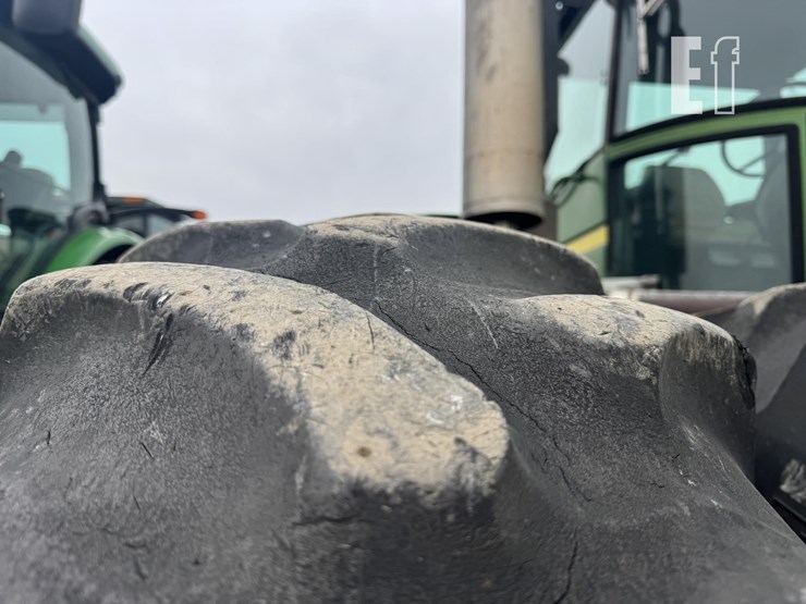 john-deere-8430-image-4