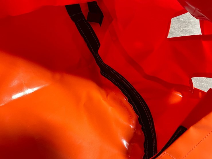 #7559-•-skytrack-man-lift-basket-control-weather-cover-image-13