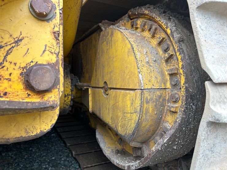 komatsu-d61pxi-23-image-46