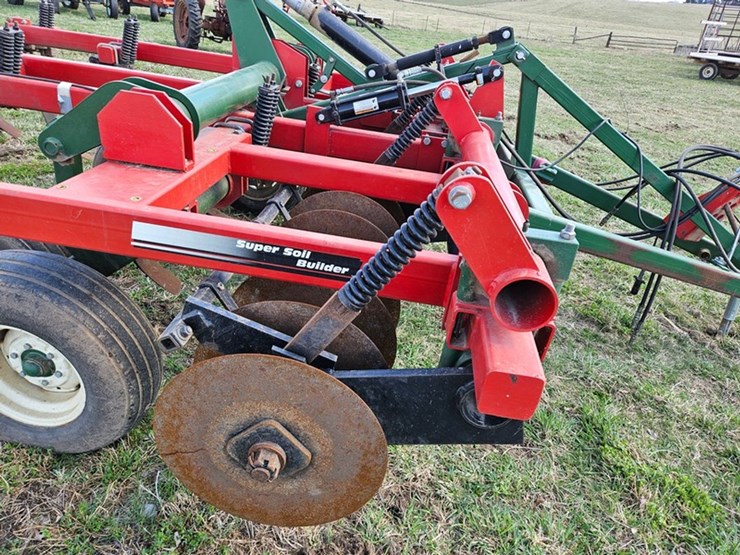 #515-•-brillion-sb-91-9-shank-chisel-plow-image-27