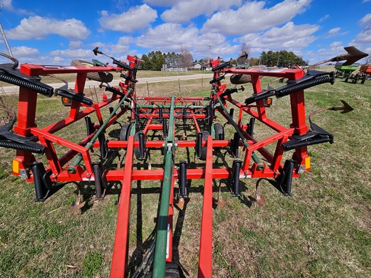 #514-•-brillion-18'-field-cultivator-image-17