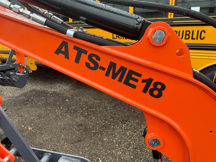 #3296-•-2026-ats-me18-mini-excavator-image-5