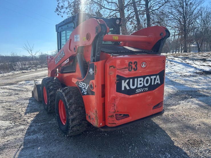 2018-kubota-ssv75-image-10