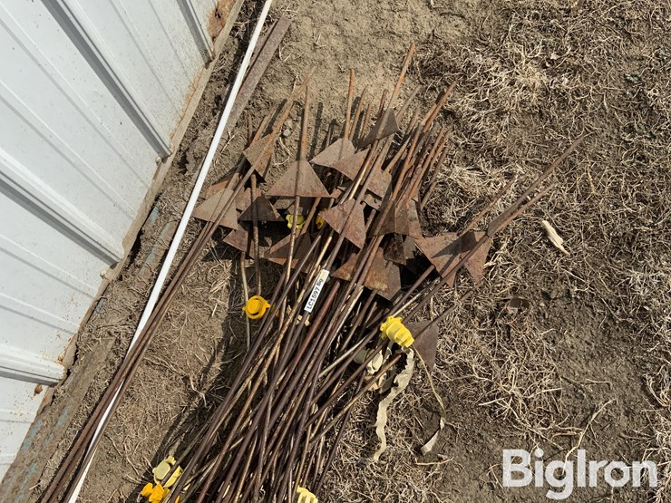 electric-fence-posts-image-8