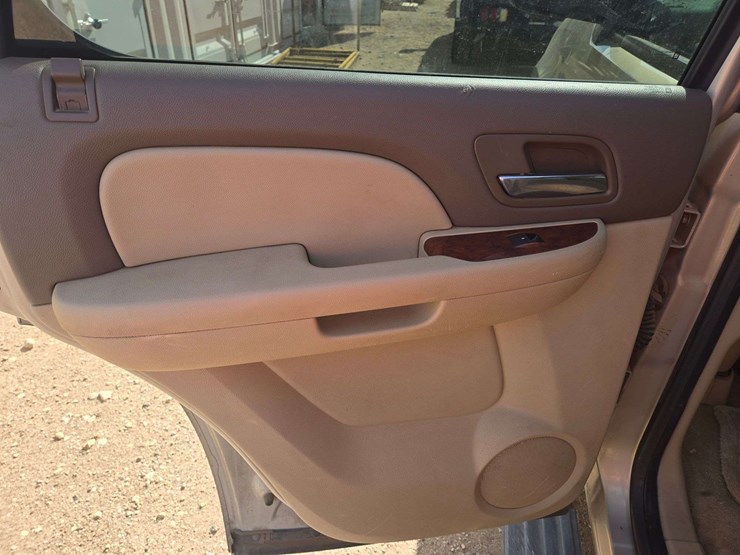 2009-gmc-yukon-slt-image-9