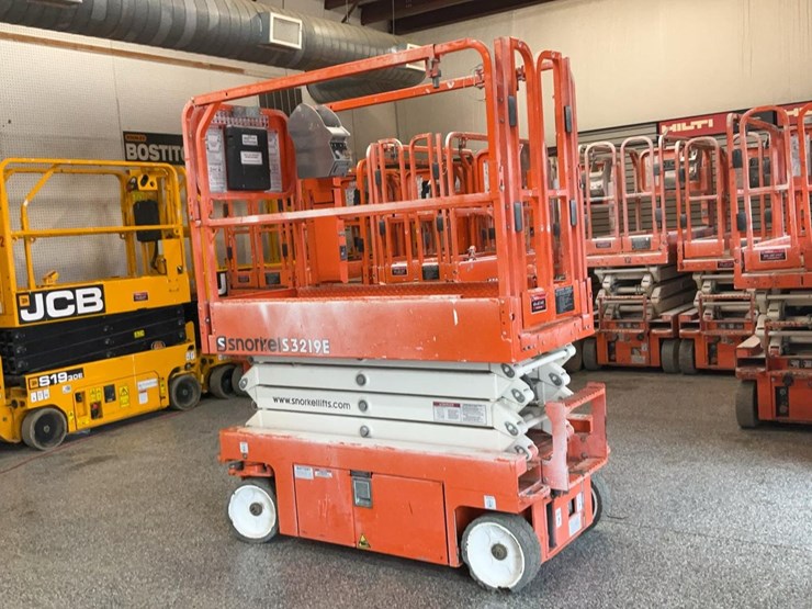 #430-•-2023-snorkel-19'-scissor-lift-image-5