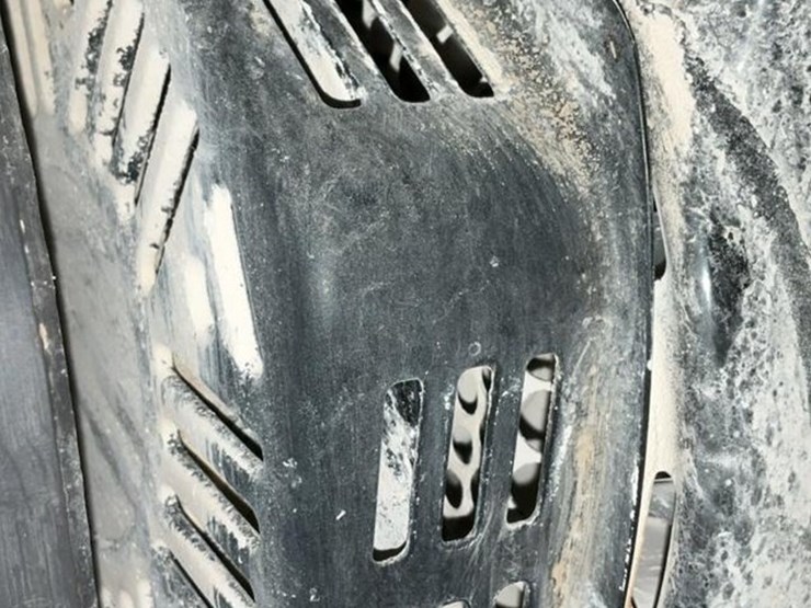 #104-•-husqvarna-fs400lv-concrete-saw-image-7