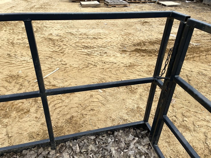 #7532-•-8'-work-platform-with-fork-pockets-image-14