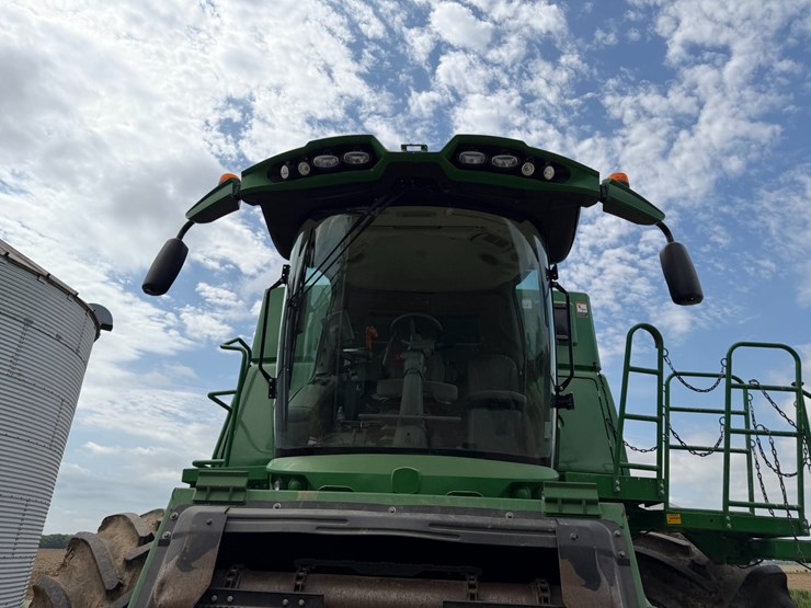 2018-john-deere-s770-image-29
