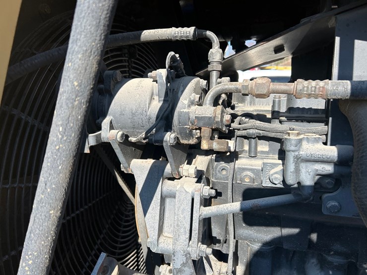 caterpillar-ch75-image-38