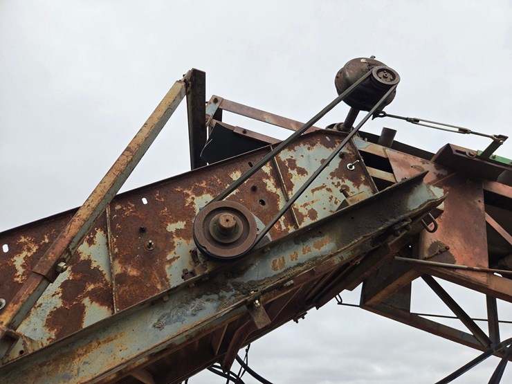 massey-ferguson-8-image-30