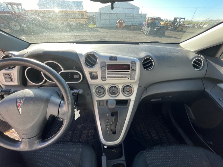 #2849-•-2008-pontiac-vibe-awd-hatchback-(has-wi-title)-image-15