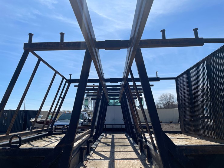 1995-peterbilt-330-image-26