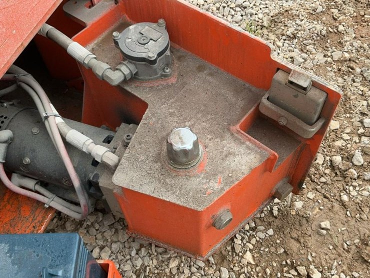 #414-•-2019-snorkel-19'-scissor-lift-image-10