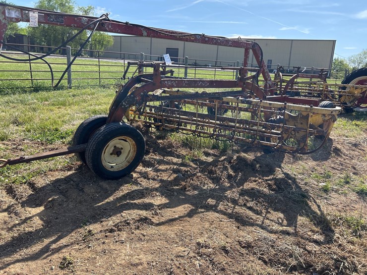 new-holland-256-image-1