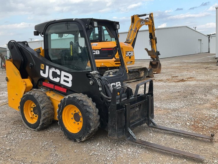 2021-jcb-215-image-7